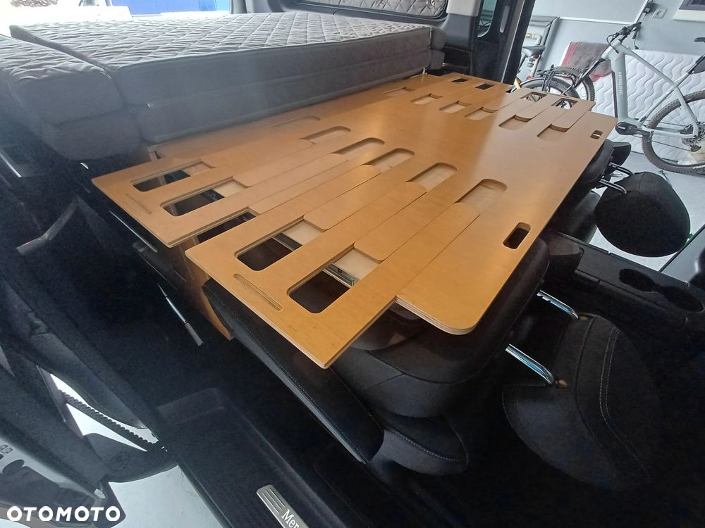 Mercedes-Benz Klasa V 250 (BlueTEC) d Avantgarde 7G-Tronic - 21