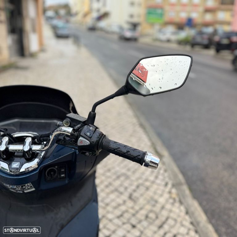 Honda PCX125 - 11