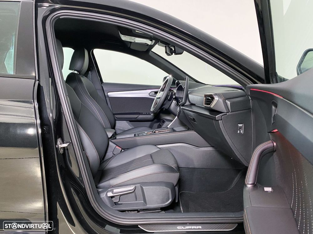 Cupra Formentor 1.5 e-Hybrid DSG - 17