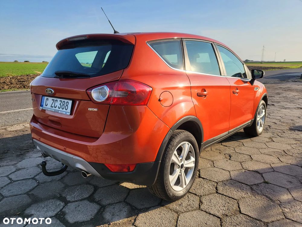 Ford Kuga 2.0 TDCi 4WD Trend - 3