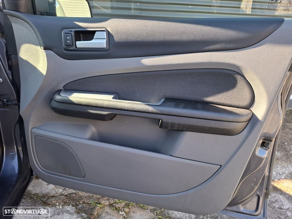 Ford Focus 1.6 TDCi Titanium - 30