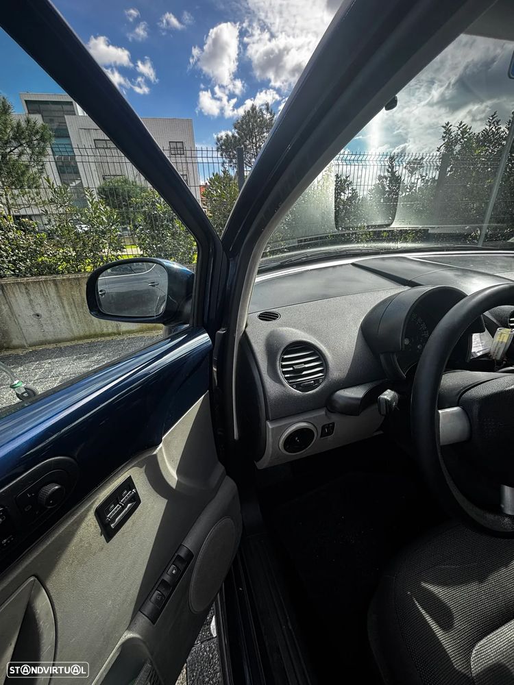 VW New Beetle 1.4 - 5