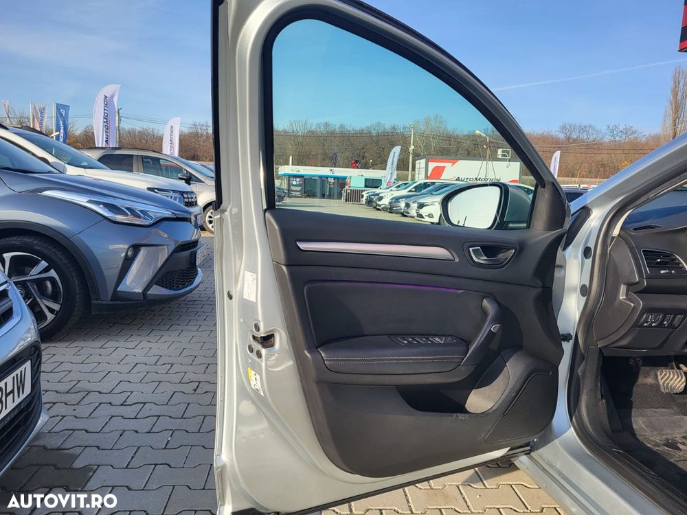 Renault Megane TCE 140 EDC Techno - 12