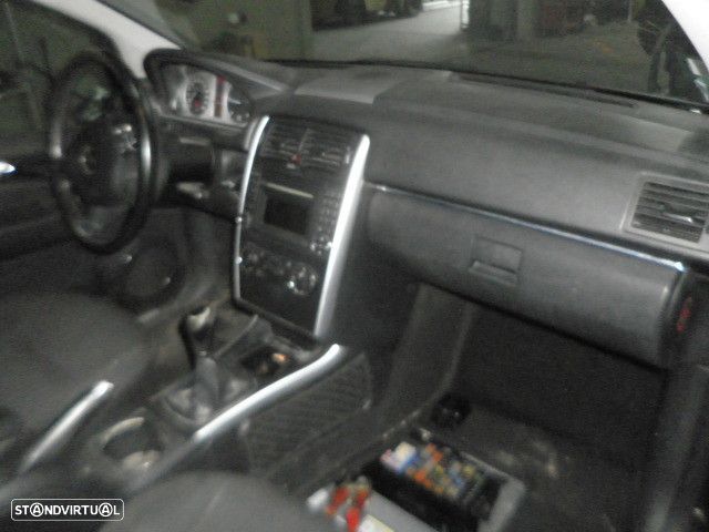 Carro MOT: 640940 CXVEL: A7112610101 MERCEDES CLASS B 245 2009 180 2.0CDI 109CV 5P PRETO DIESEL - 5