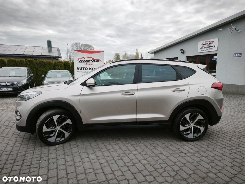 Hyundai Tucson - 2