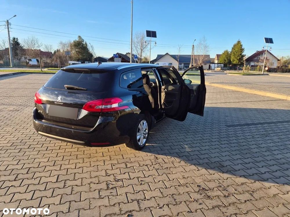 Peugeot 308 - 24
