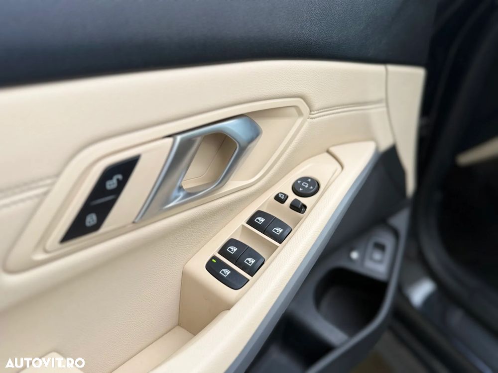 BMW Seria 3 330e Aut. Advantage - 13