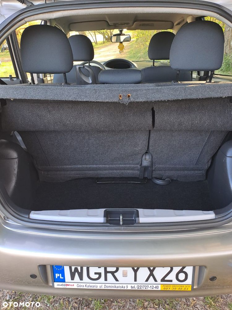 Toyota Yaris - 6