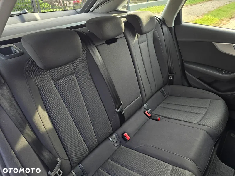 Audi A4 - 33