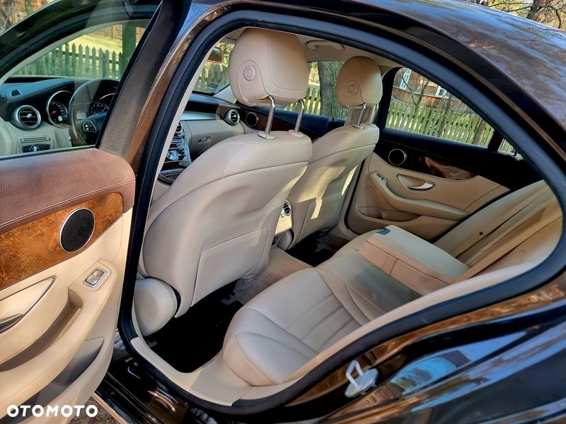 Mercedes-Benz Klasa C 200 4-Matic 7G-TRONIC - 9