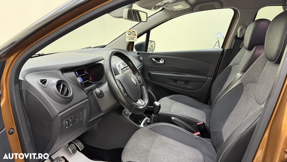 Renault Captur - 12