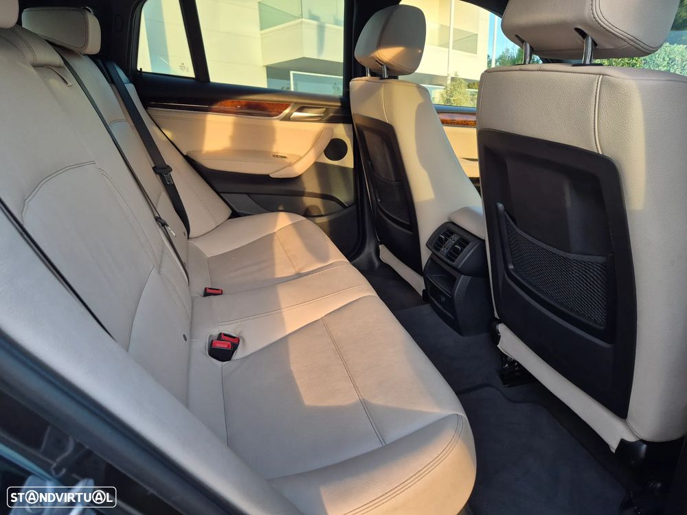 BMW X4 35 d xDrive Pack M - 16