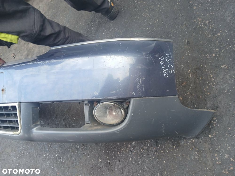 AUDI A6 C5 zderzak przedni - 4