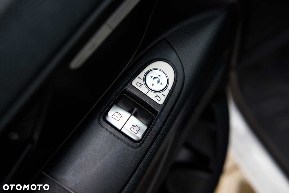 Mercedes-Benz Vito Long - 19