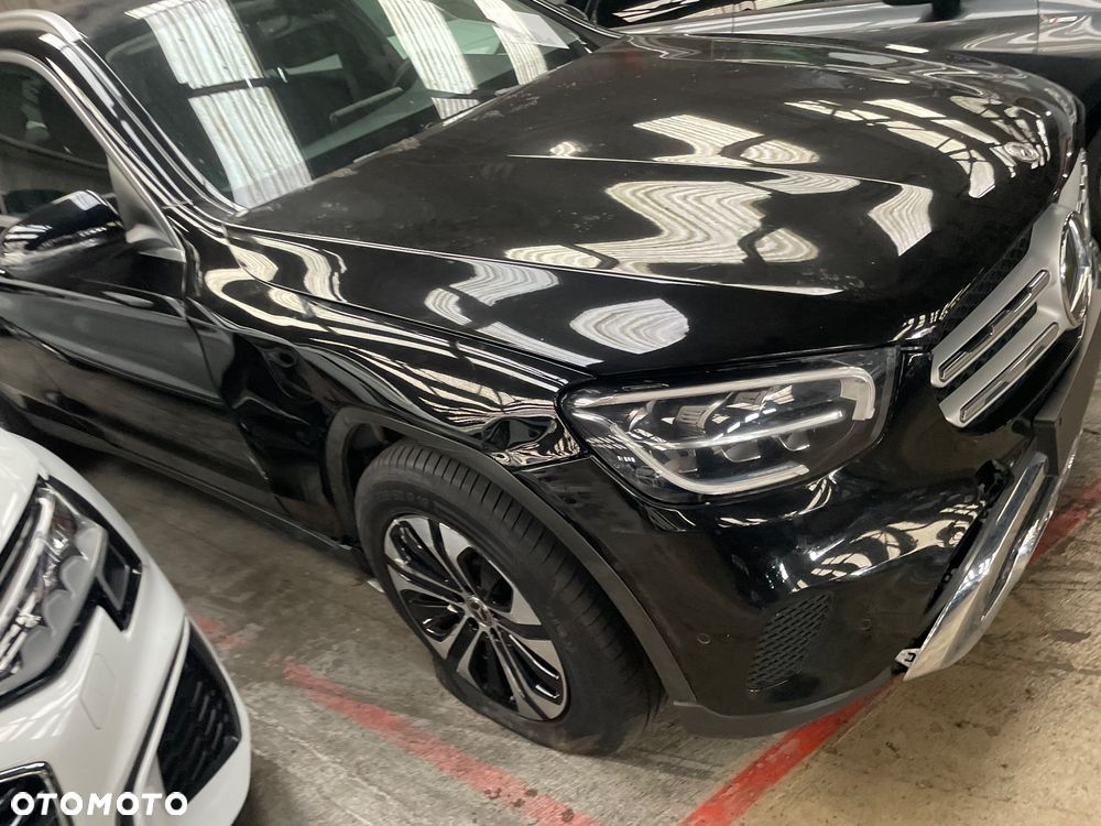 Mercedes-Benz GLC 200 d 4-Matic Business Edition - 2
