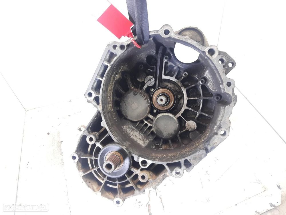 CAIXA DE VELOCIDADES VOLKSWAGEN GOLF REF. GRF - 1