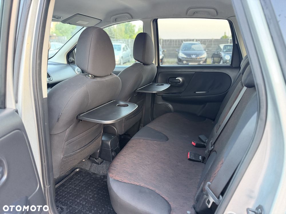 Nissan Note - 8