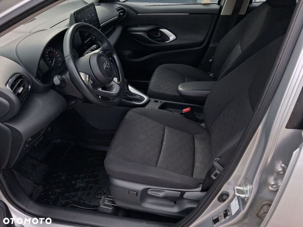 Toyota Yaris - 15