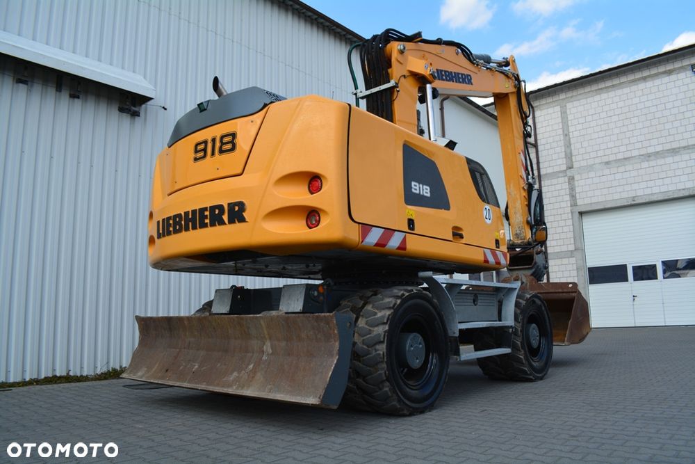 Liebherr A 918 Litronic / STAN PERFEKT / 18T / JAK NOWA / - 6