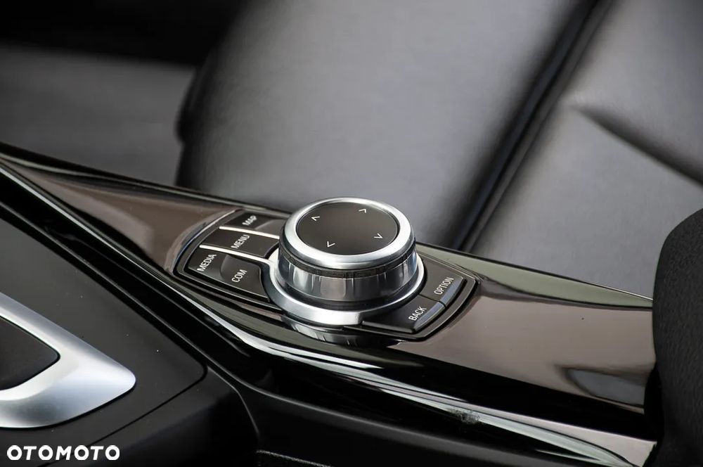 BMW Seria 1 116d EfficientDynamics Edition Sport Line - 35