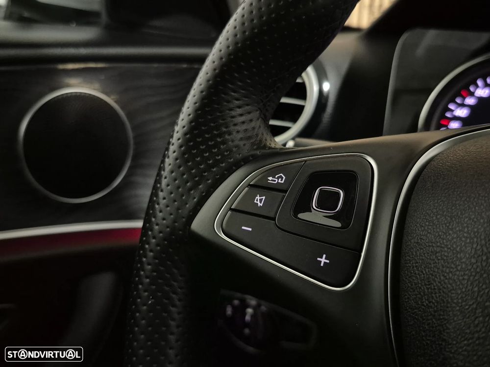 Mercedes-Benz E 220 d Avantgarde - 35