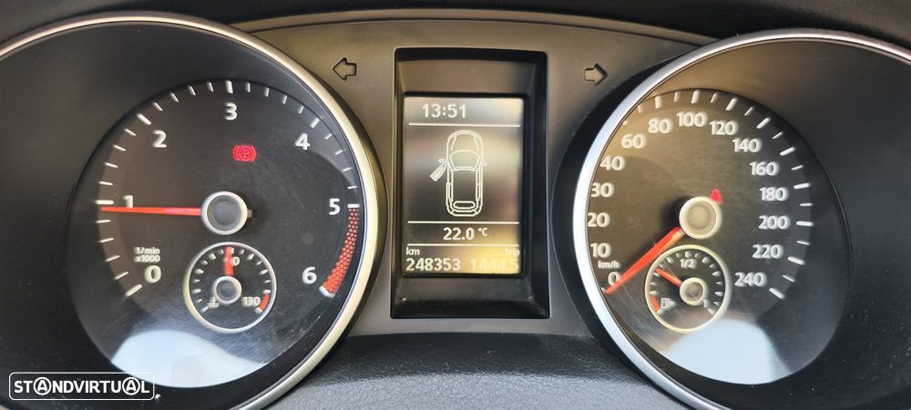 VW Golf Cabriolet 1.6 TDi BlueMotion - 18