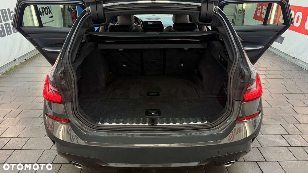 BMW Seria 3 - 38