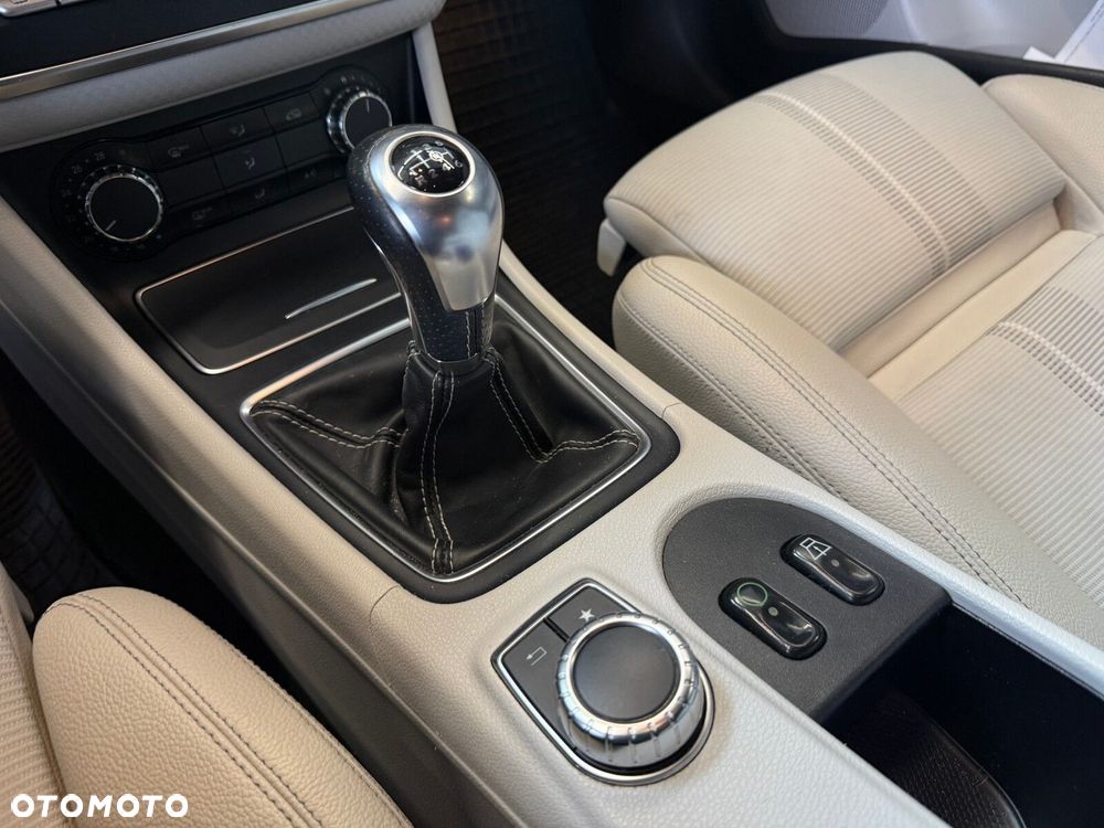 Mercedes-Benz Klasa A - 23