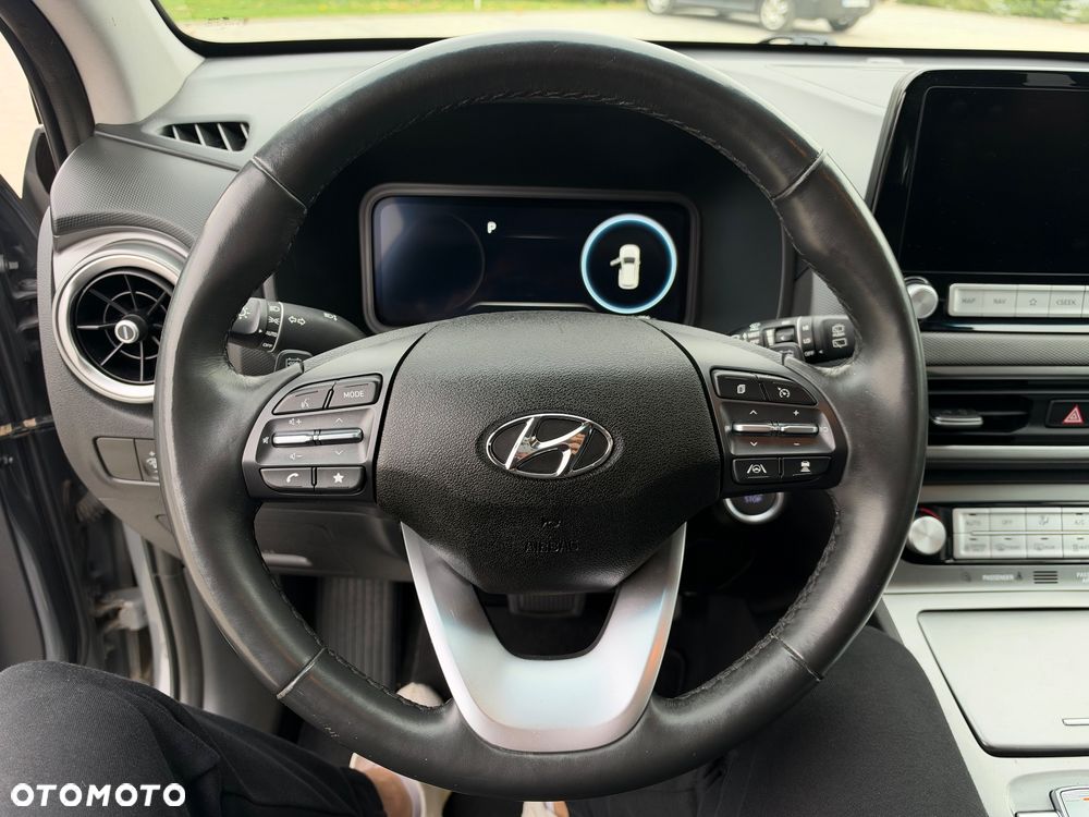 Hyundai Kona 64kWh Modern - 14