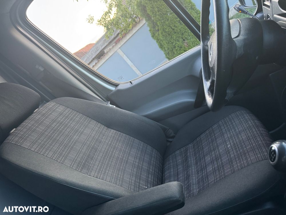 Mercedes-Benz Sprinter - 17