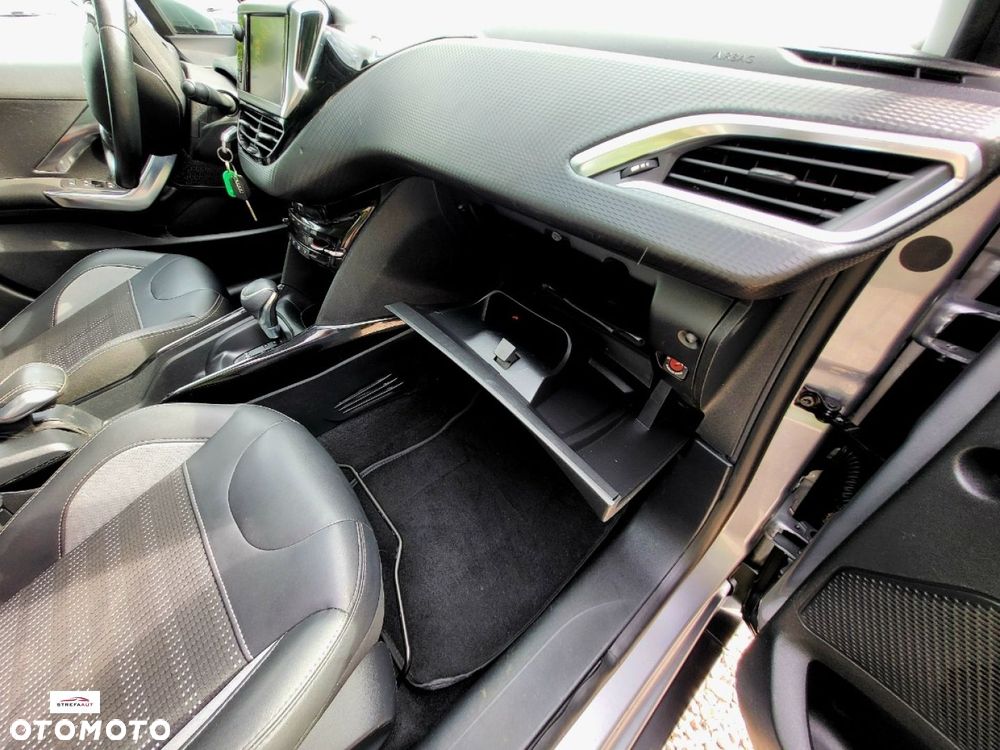 Peugeot 2008 - 14