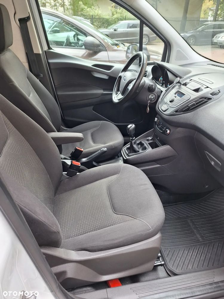 Ford Transit Courier - 7