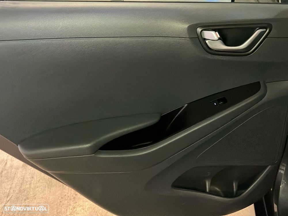 Hyundai Ioniq 28kWh Eletric Tech - 24