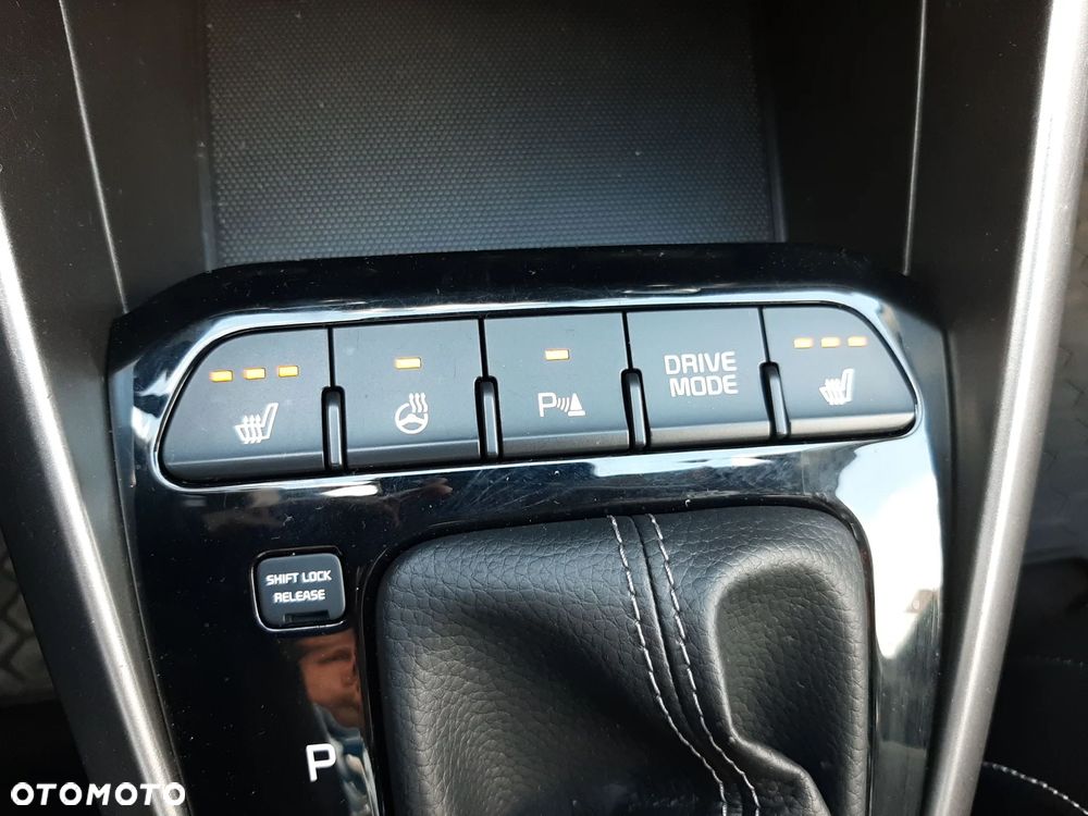 Kia Stonic 1.0 T-GDI MHEV GT Line DCT - 27
