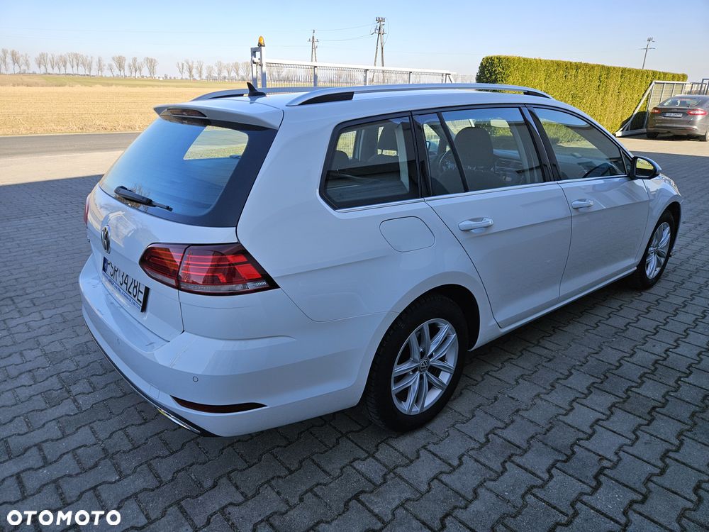 Volkswagen Golf Variant 2.0 TDI (BlueMotion Technology) Highline - 9
