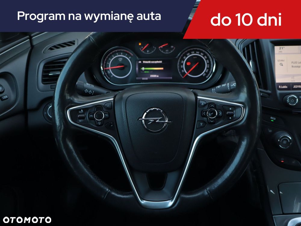 Opel Insignia - 18