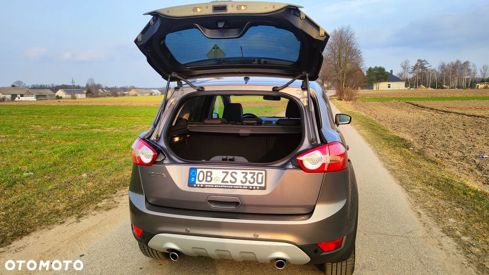 Ford Kuga 2.0 TDCi 4x4 Titanium - 25