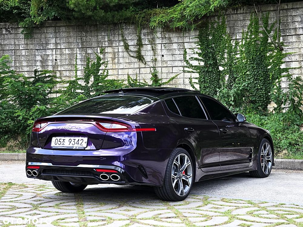 Kia Stinger 3.3 T-GDI V6 GT AWD - 4