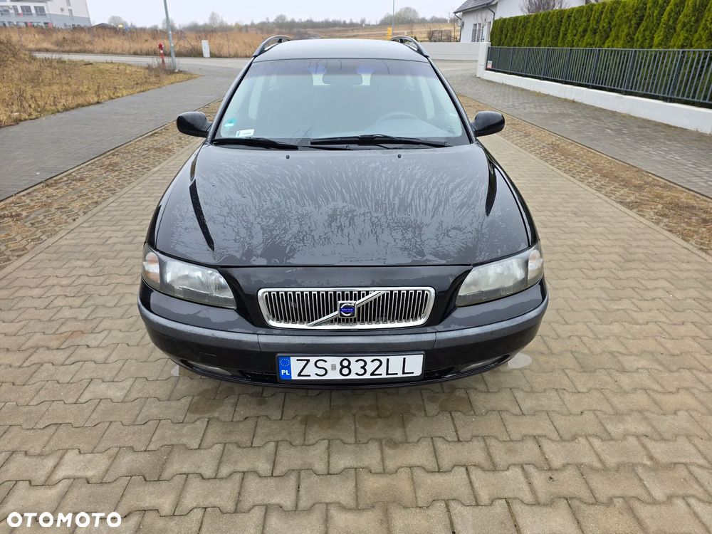 Volvo V70 2.4 Premium - 8