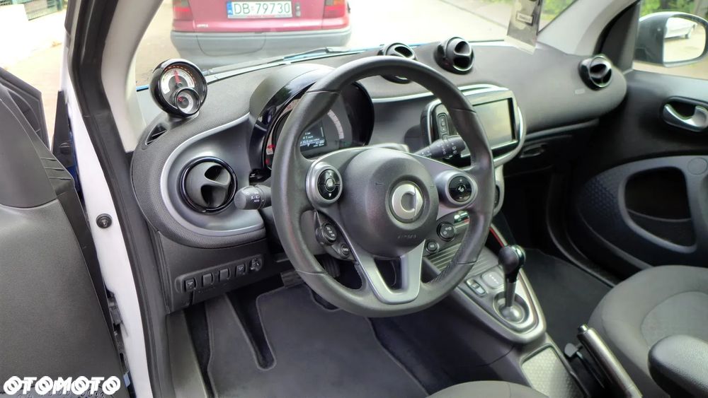 Smart Fortwo EQ prime edition bluedawn - 13
