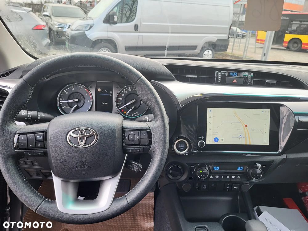 Toyota Hilux 2.8 D-4D mHEV Double Cab Executive 4x4 - 10