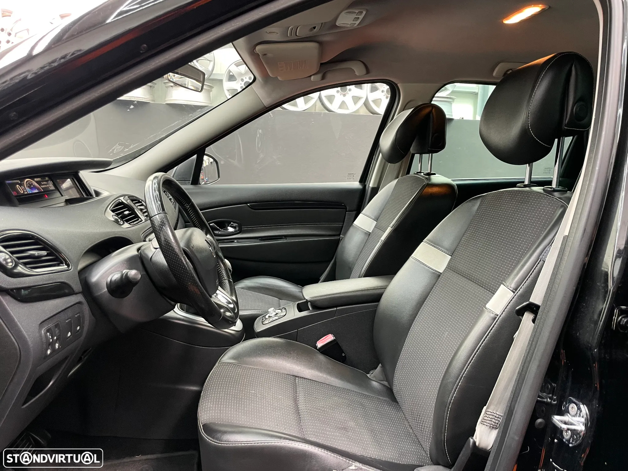 Renault Grand Scénic 1.5 dCi Bose Edition SS - 5