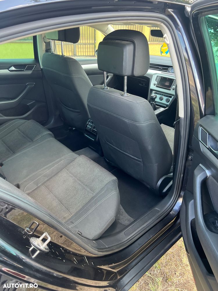 Volkswagen Passat 2.0 TDI R Executive - 9