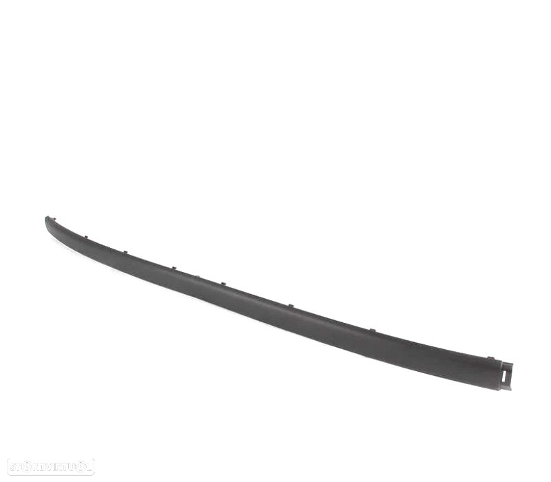 FRISO CENTRAL PARA-CHOQUES TRASEIRO BMW SERIE 3 E46 SEDAN 98-01 PRETO MATE - 2