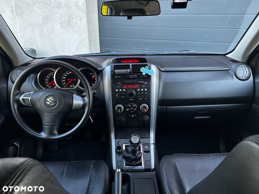Suzuki Grand Vitara 1.6 - 20