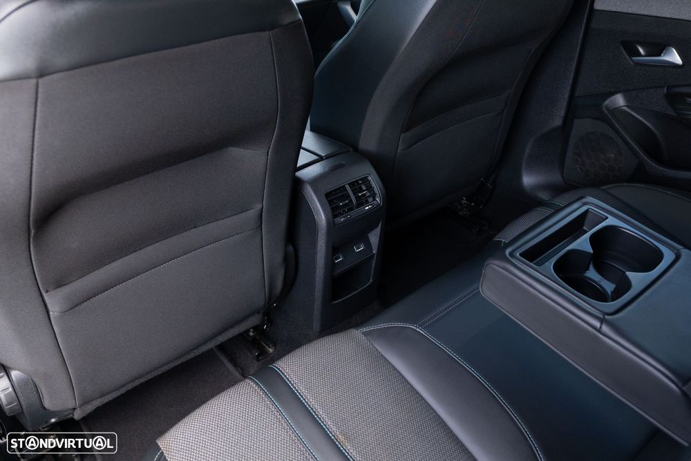 Peugeot 308 1.2 PureTech Allure - 18