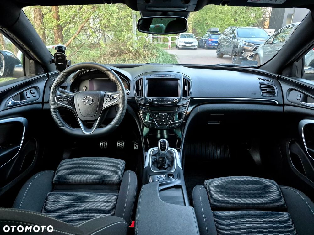 Opel Insignia 2.0 T Cosmo 4x4 S&S - 10