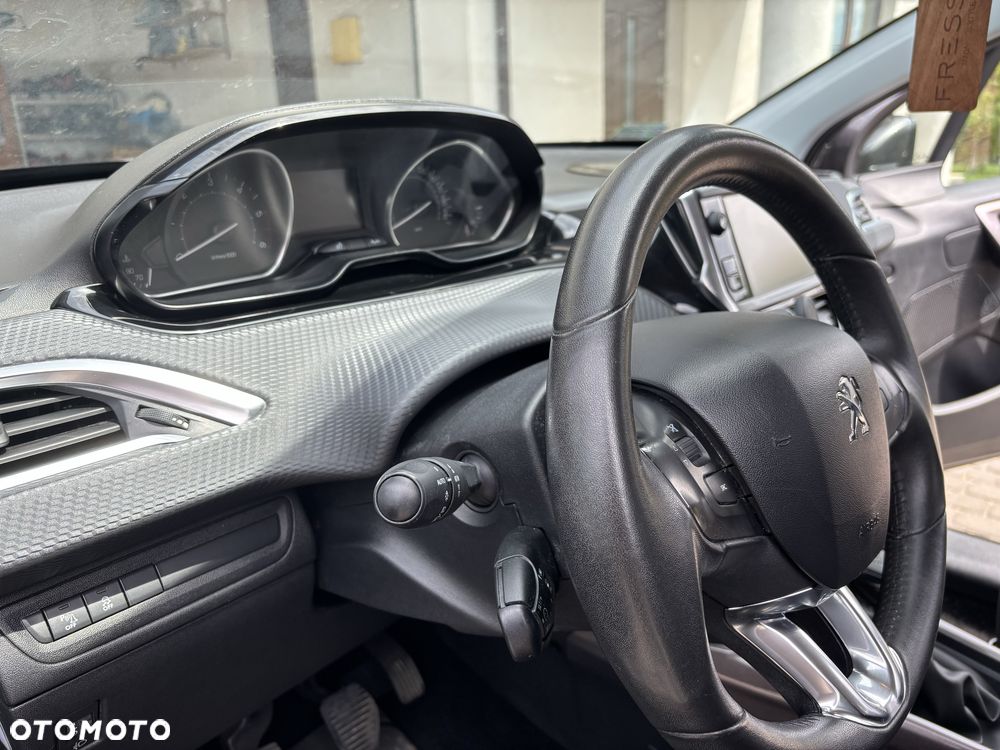 Peugeot 2008 - 7