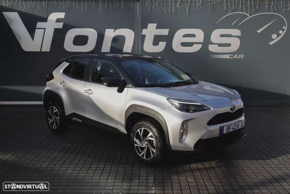 Toyota Yaris Cross 1.5 HDF Comfort Plus AWD - 1