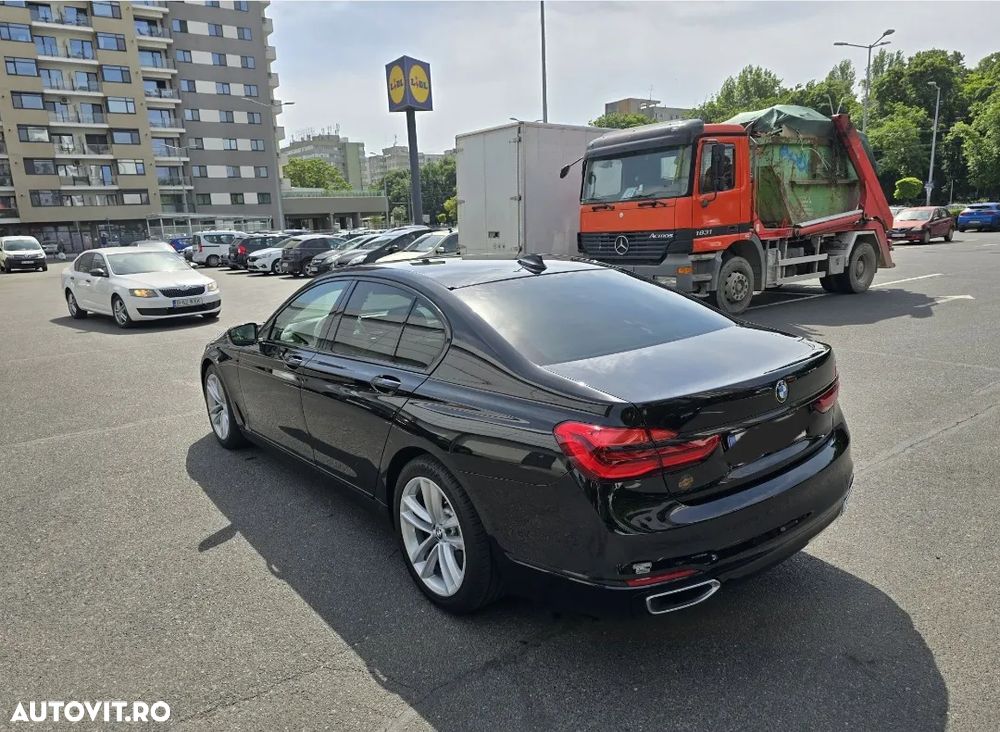 BMW Seria 7 730d - 5